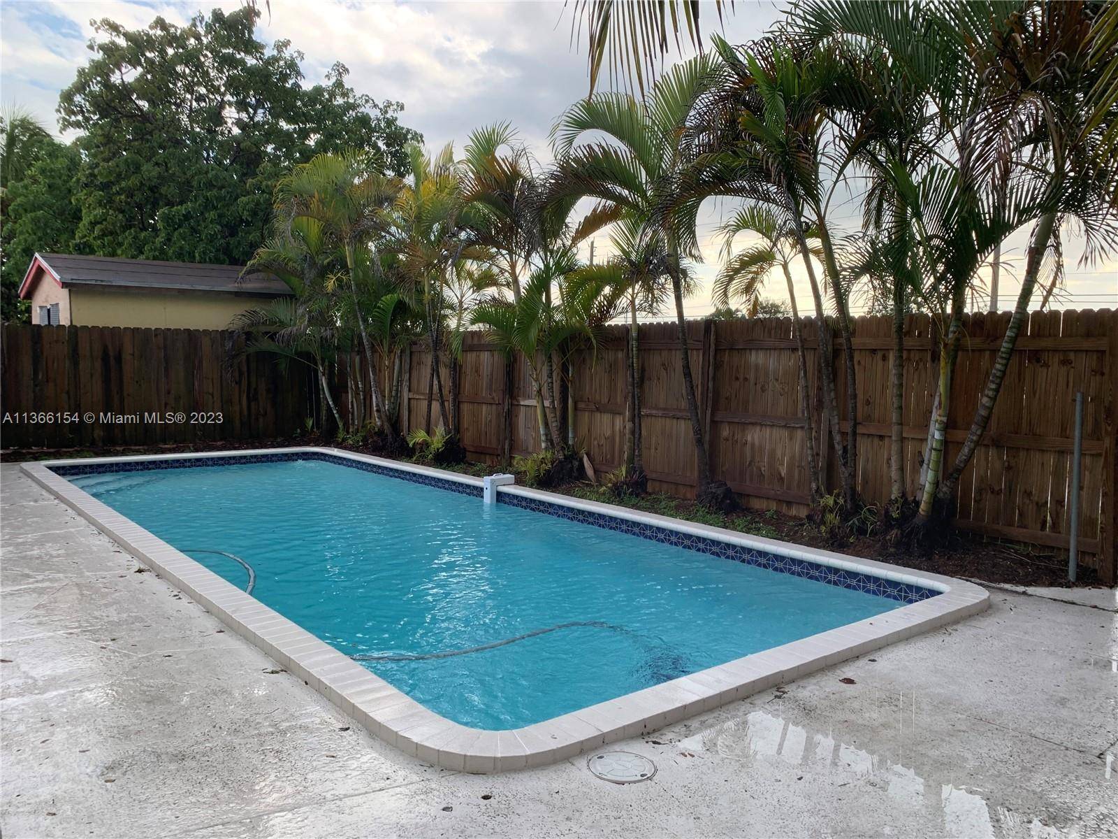 Miami, FL 33177,18030 SW 136th Ct