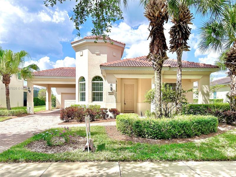 5221 milano, Ave Maria, FL 34142