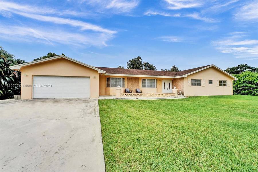 5401 SW 163rd Ave, Southwest Ranches, FL 33331