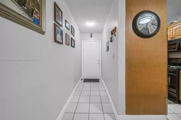 Hialeah, FL 33012,4655 Palm Ave #127