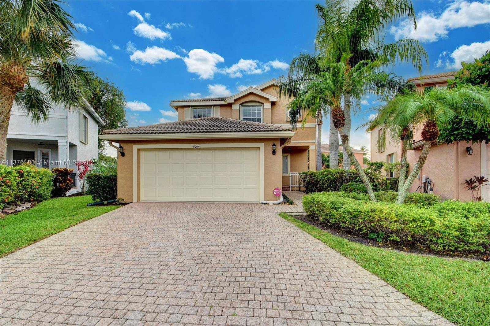 5004 Polaris Cv, Green Acres, FL 33463