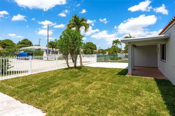 Miami, FL 33125,931 NW 30th Ct