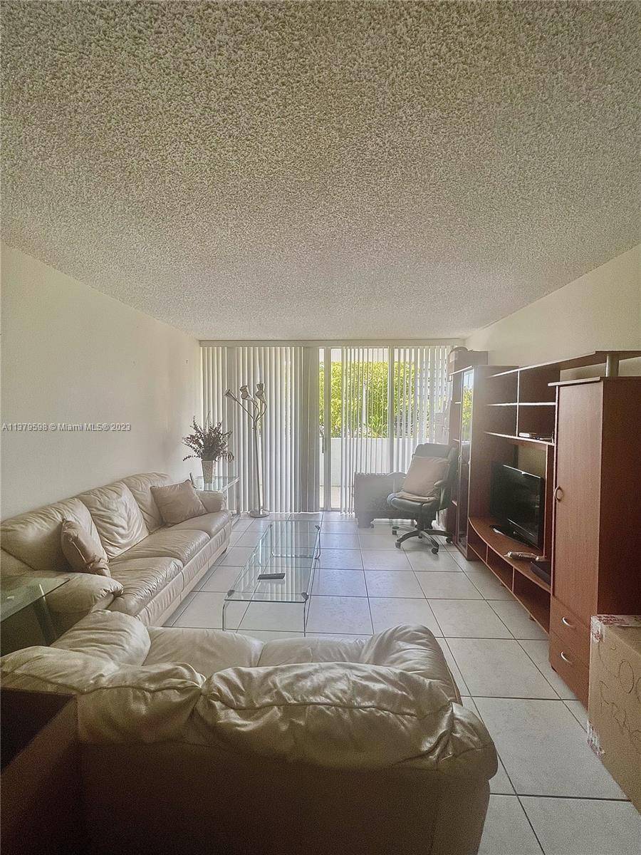 2160 SW 16th Ave #318, Miami, FL 33145