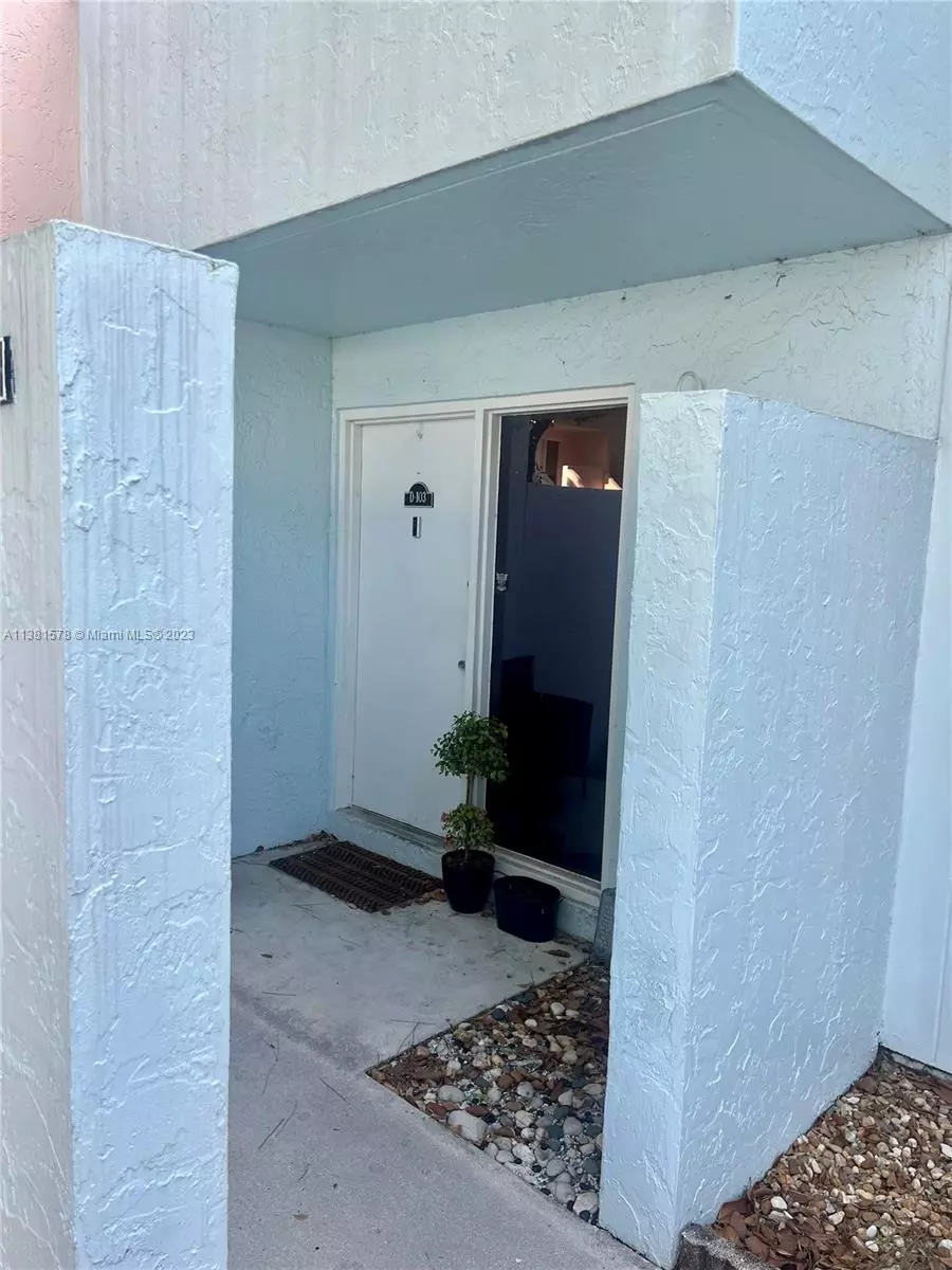 Deerfield Beach, FL 33442,Address not disclosed