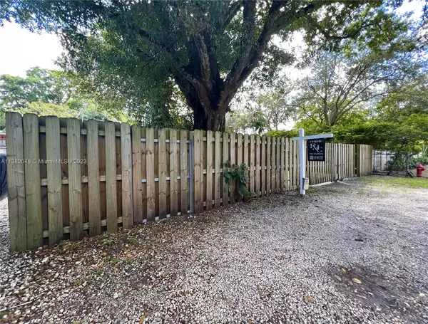 Fort Lauderdale, FL 33315,1424 SW 33rd Ct