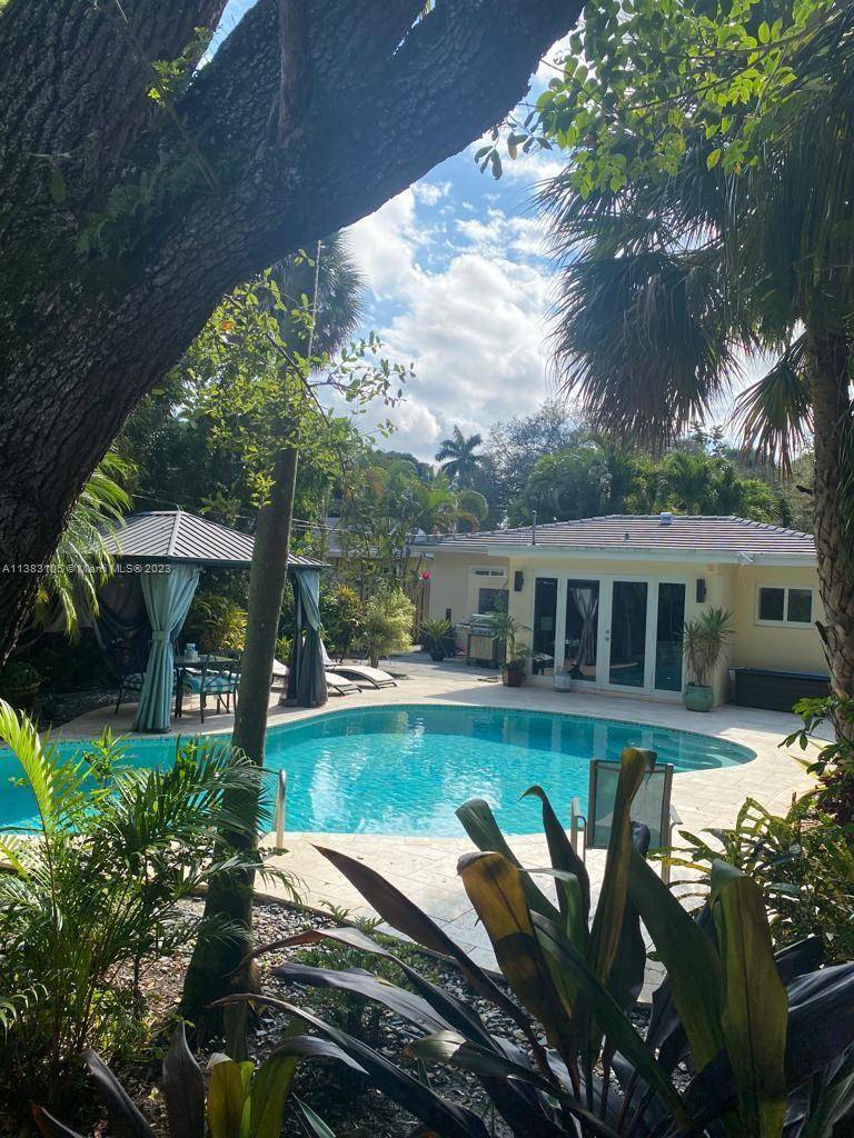 505 SW 12th Ct, Fort Lauderdale, FL 33315