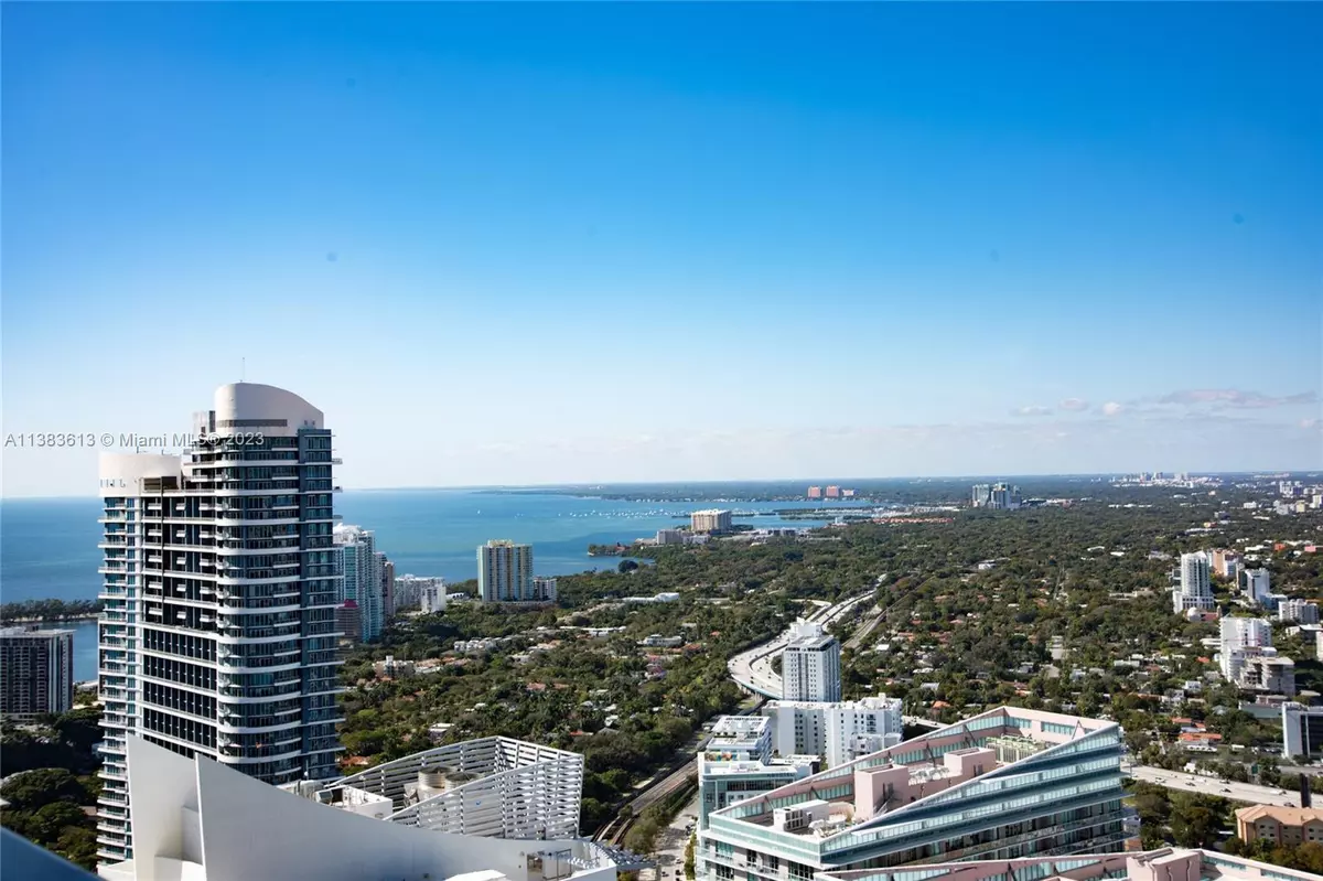 Miami, FL 33131,1000 Brickell Plaza #PH5406