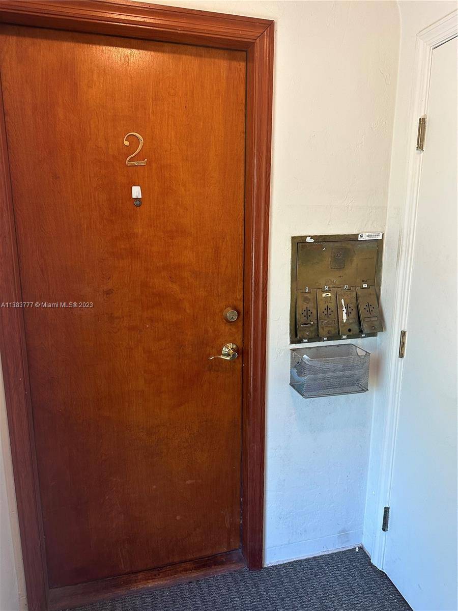 Miami, FL 33143,7730 SW 56th Ave #2