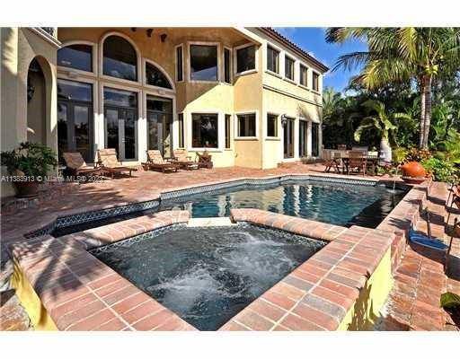 Fort Lauderdale, FL 33301,324 Coconut Isle Dr