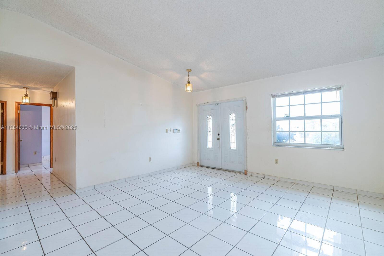 Miami, FL 33177,15863 SW 145th Ct
