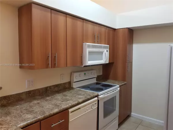 Delray Beach, FL 33444,1385 Crystal Way #F