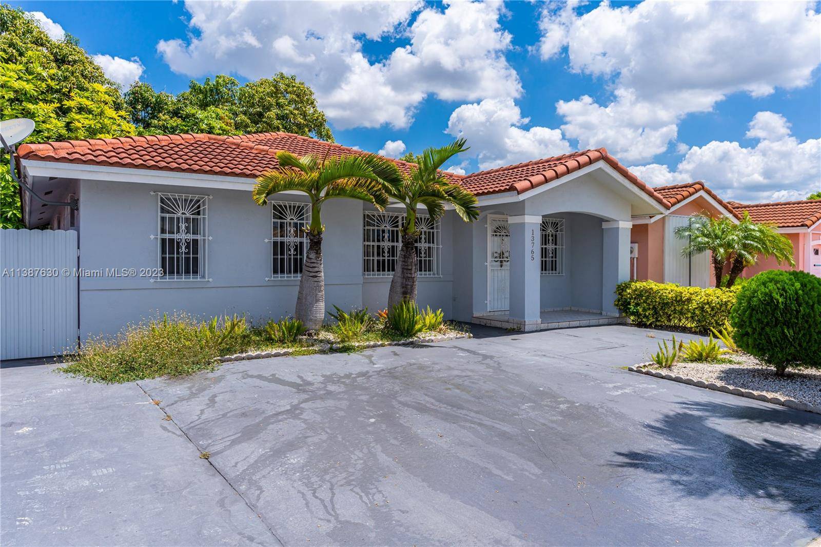 Miami, FL 33177,13765 SW 157th St
