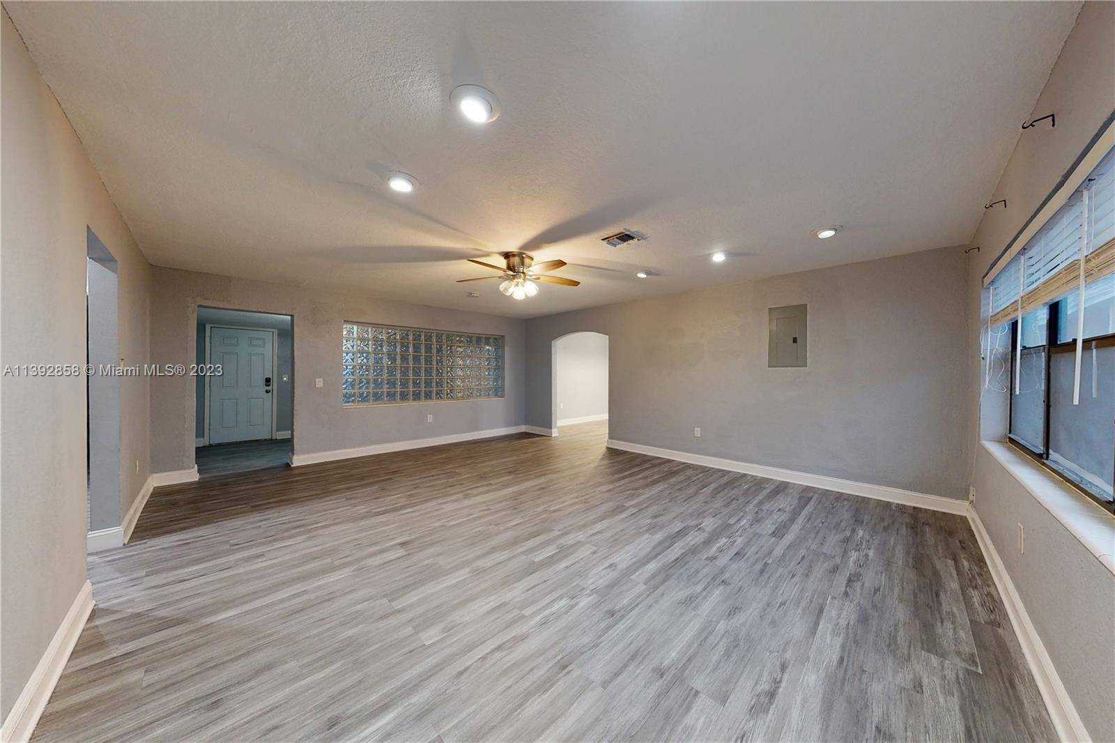 Hollywood, FL 33024,6317 Polk St