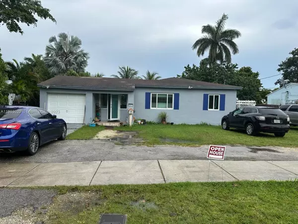 9251 Little River Blvd, Miami, FL 33147