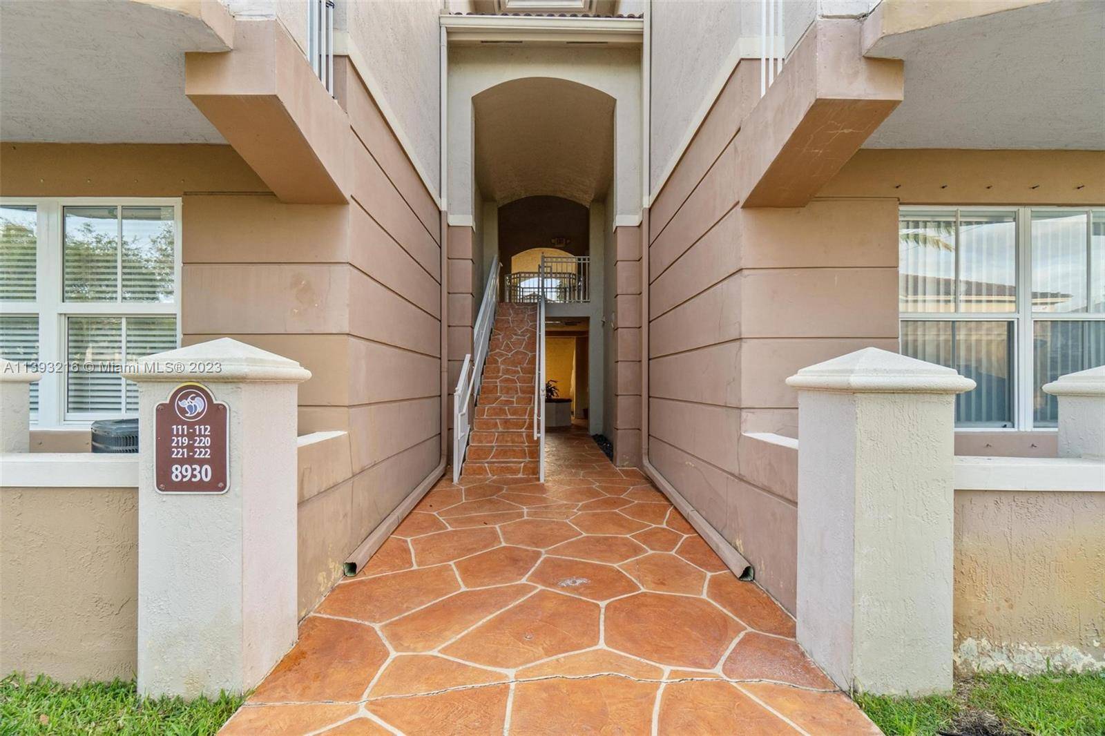 Miami, FL 33174,8930 W Flagler St #222