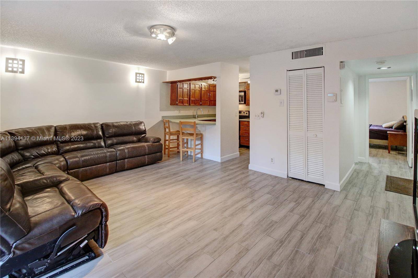 Coral Springs, FL 33065,8909 NW 28th Dr #28