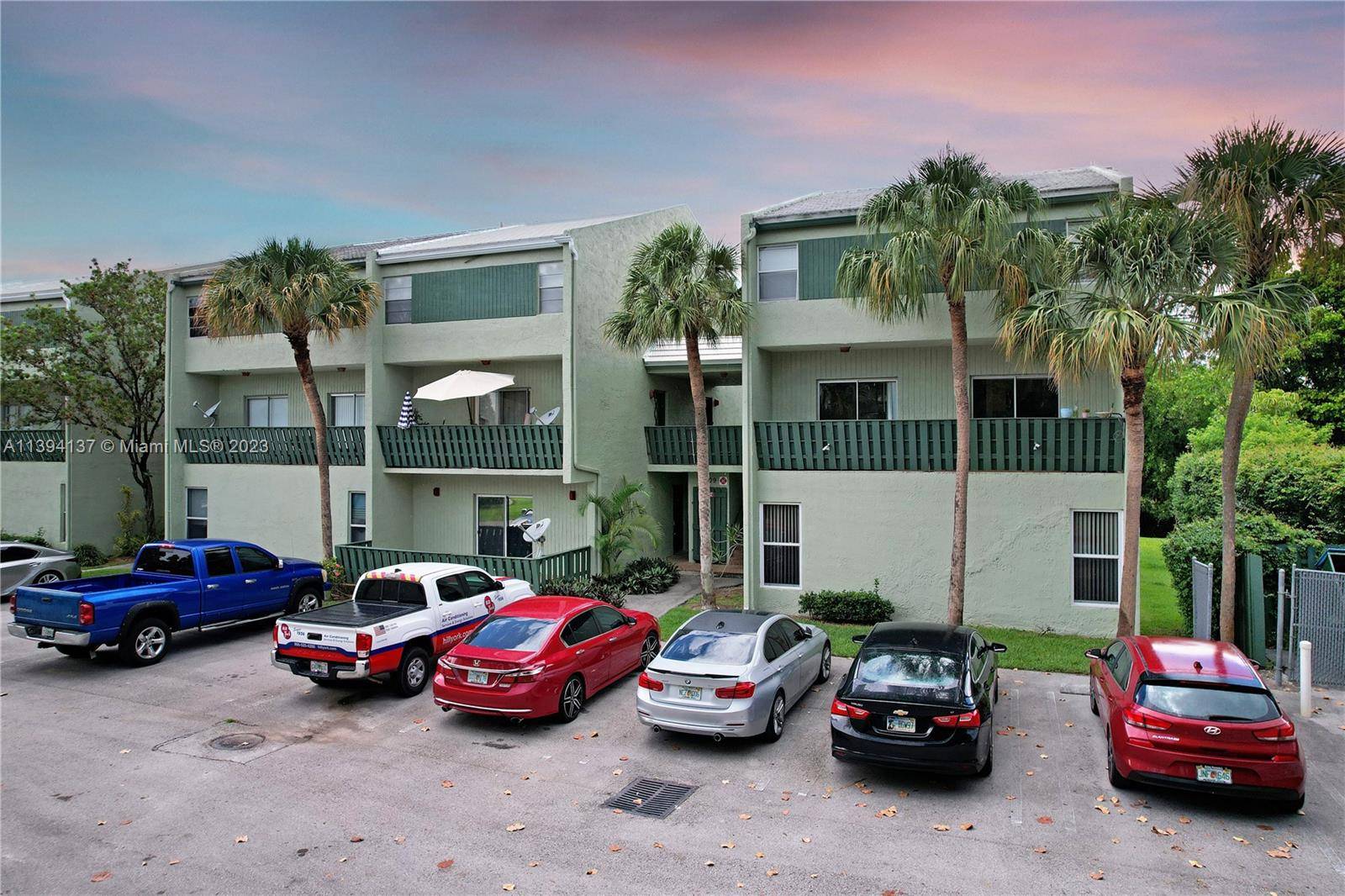 Coral Springs, FL 33065,8909 NW 28th Dr #28