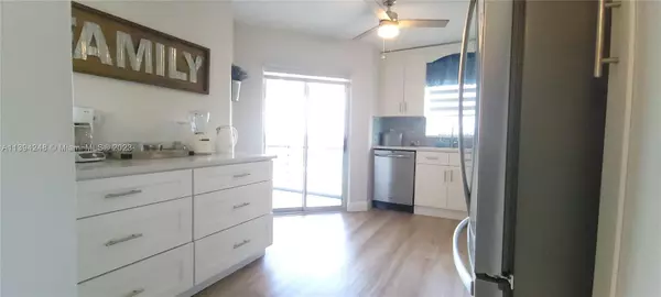 Lake Worth, FL 33467,3465 Via Poinciana #606