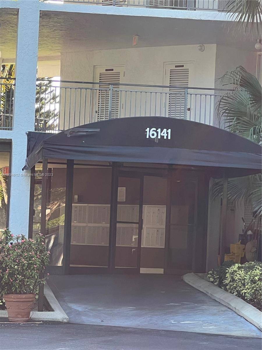 16141 Blatt Blvd #210, Weston, FL 33326