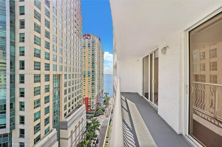 1200 Brickell Bay Dr #2022, Miami, FL 33131