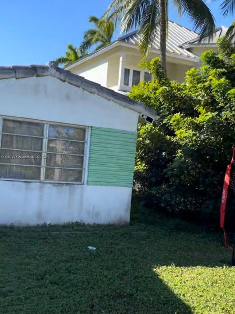 920 SE 11th St, Fort Lauderdale, FL 33316
