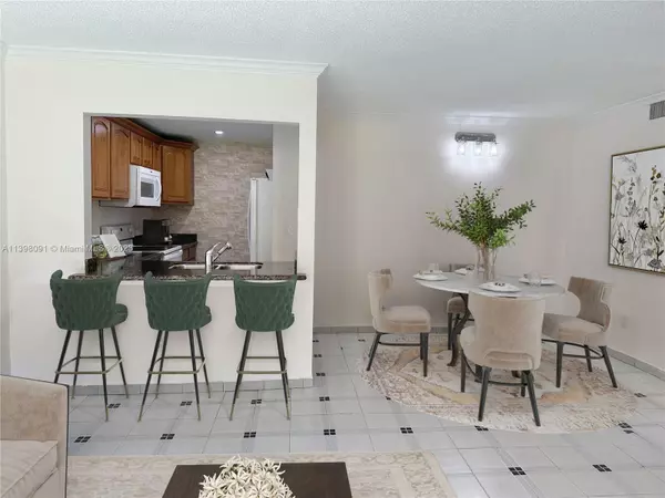 Hialeah, FL 33016,6675 W 26th Ct #11-9