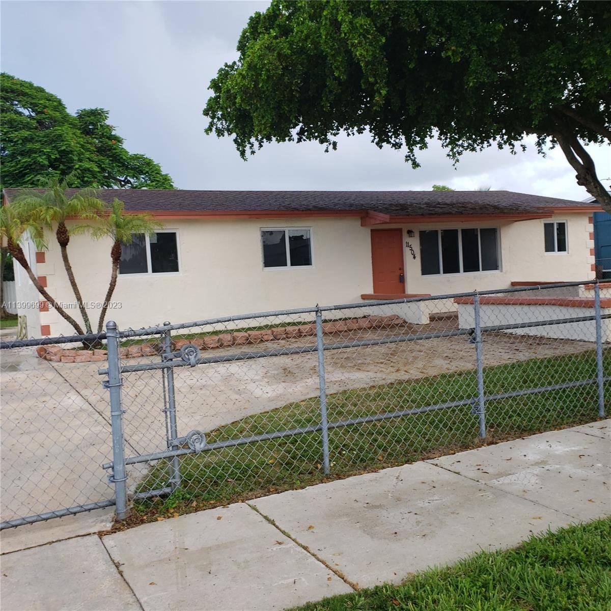 11504 SW 226th St, Miami, FL 33170