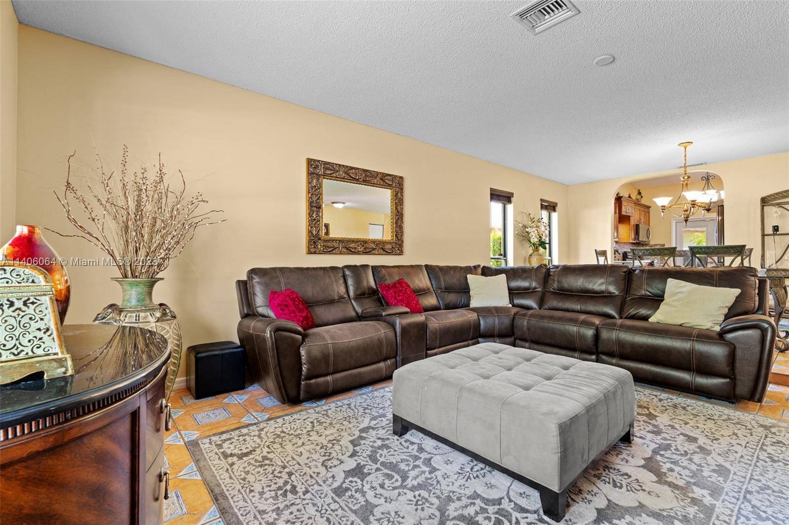 Coral Springs, FL 33065,7010 NW 39th Pl