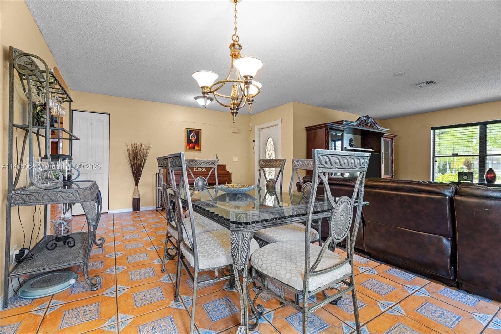 Coral Springs, FL 33065,7010 NW 39th Pl