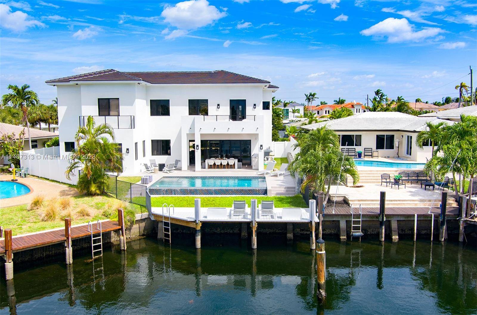 2932 NE 35th Ct, Lighthouse Point, FL 33064