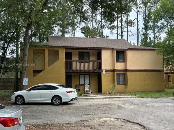 5343 WESTCHASE CT, Jacksonville, FL 32210