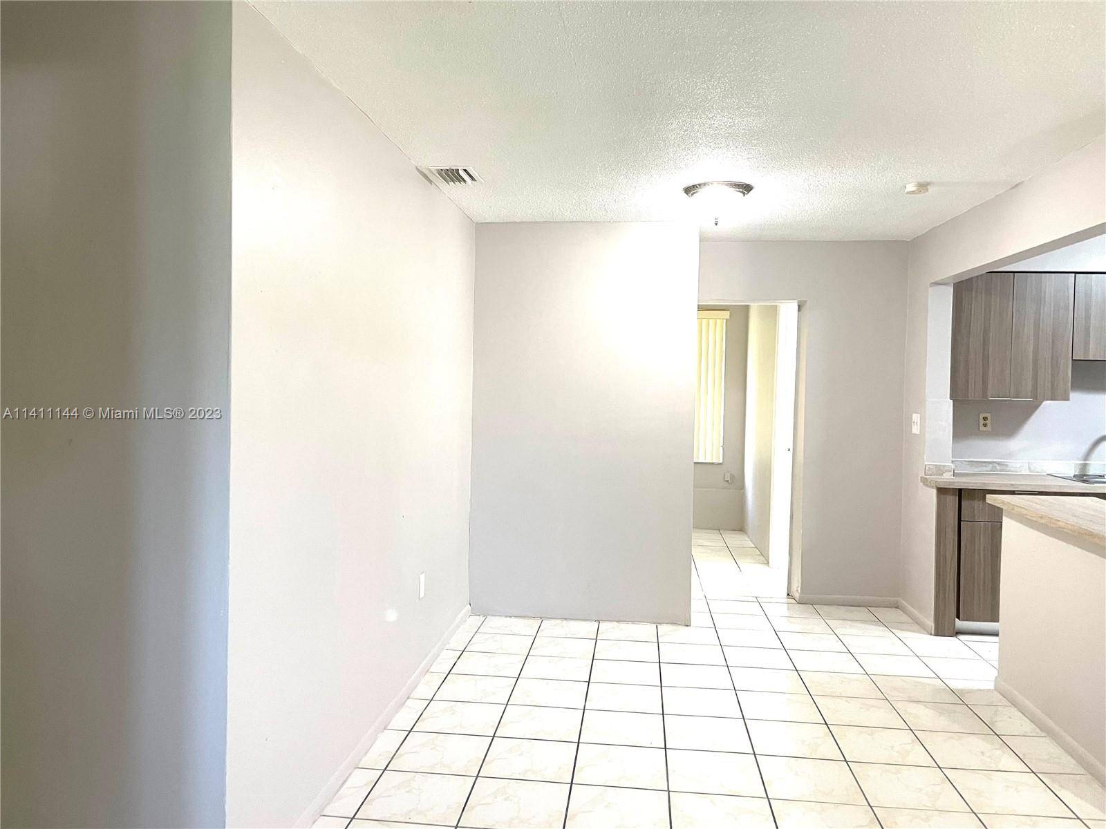 Sunrise, FL 33313,6760 NW 29th St