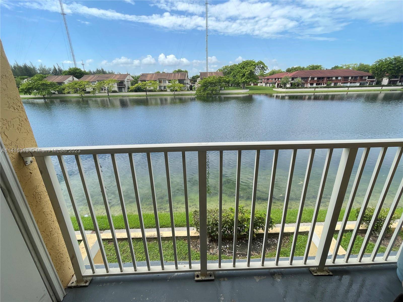 Miami Gardens, FL 33169,460 NW 214th St #205