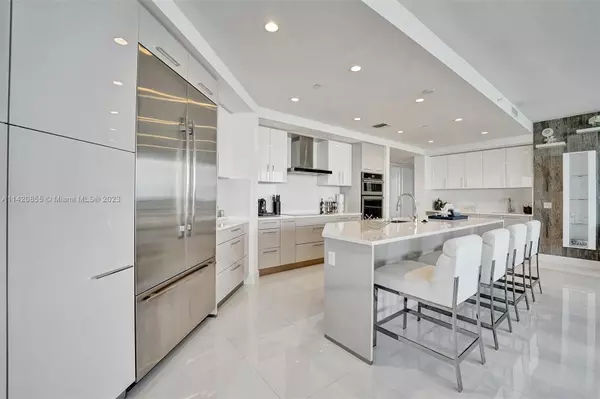 Fort Lauderdale, FL 33301,100 E Las Olas Blvd #3703