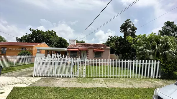 3077 SW 5th St, Miami, FL 33135