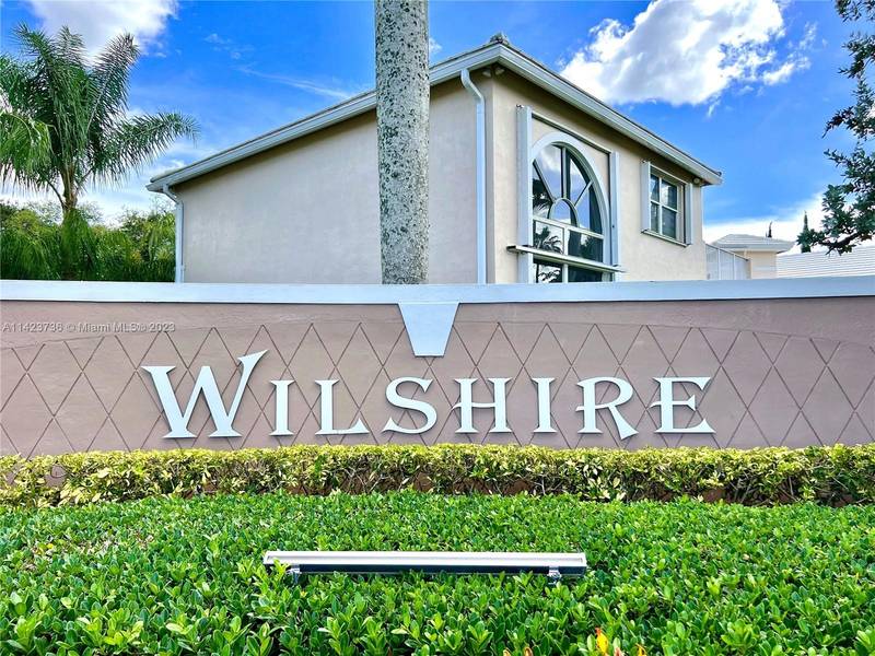 15240 Wilshire Ct, Pembroke Pines, FL 33027