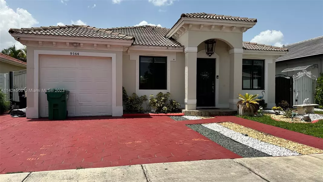 9164 NW 149th Ter, Miami Lakes, FL 33018