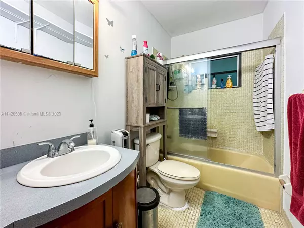 Cutler Bay, FL 33189,20130 & 20132 SW 87th Pl