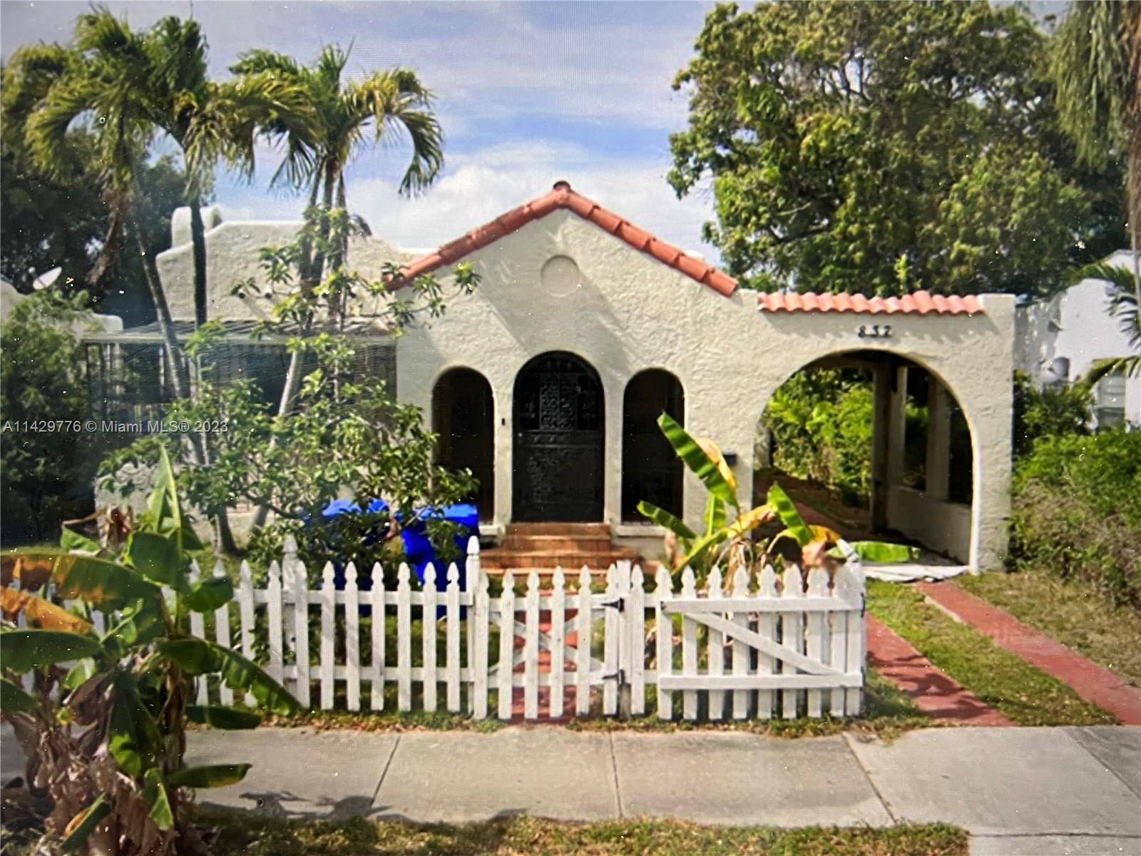 837 NW 46th St, Miami, FL 33127