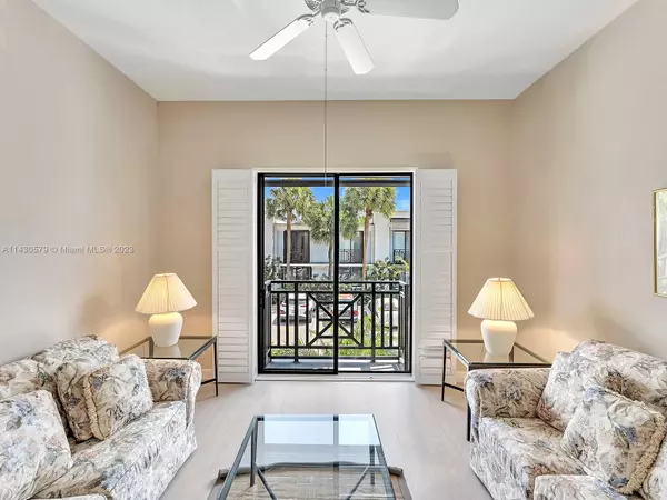 Fort Lauderdale, FL 33316,1550 S Ocean Ln #202