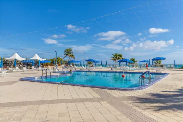 Hallandale Beach, FL 33009,2030 S Ocean Dr #1923