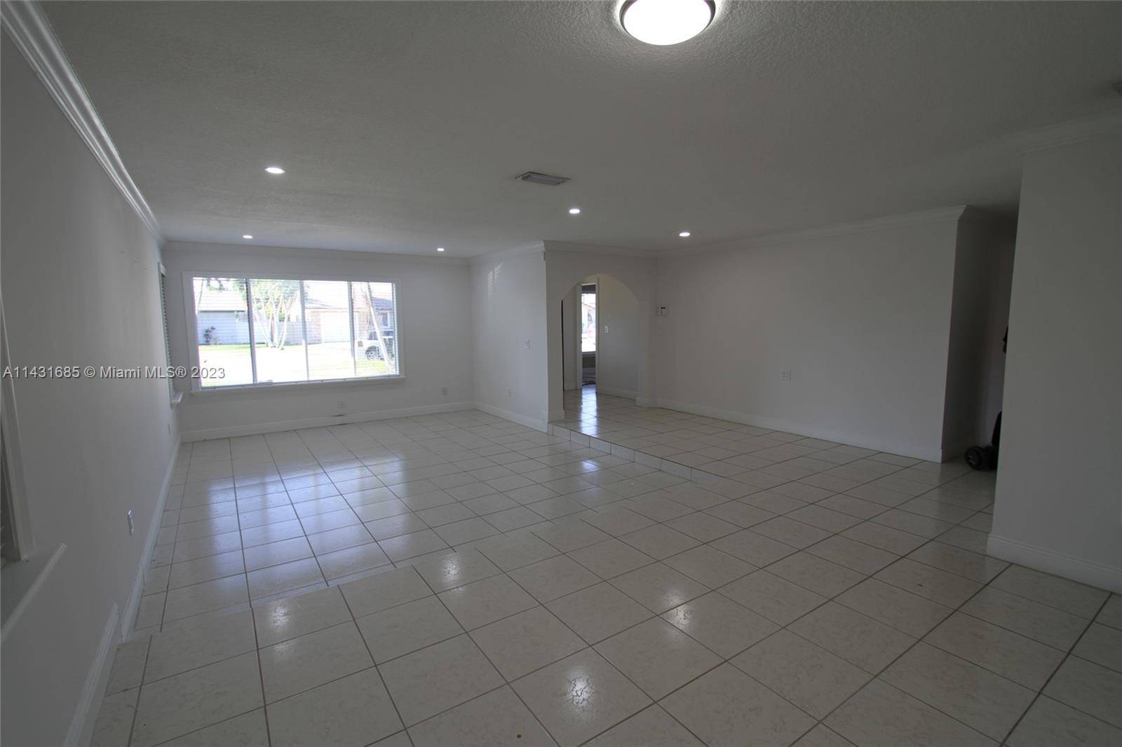 Miami, FL 33184,13350 SW 1st St