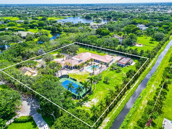 Boca Raton, FL 33496,8563 Horseshoe Ln