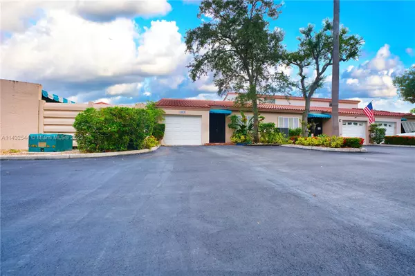 Miami Lakes, FL 33016,14808 Balgowan Rd #0