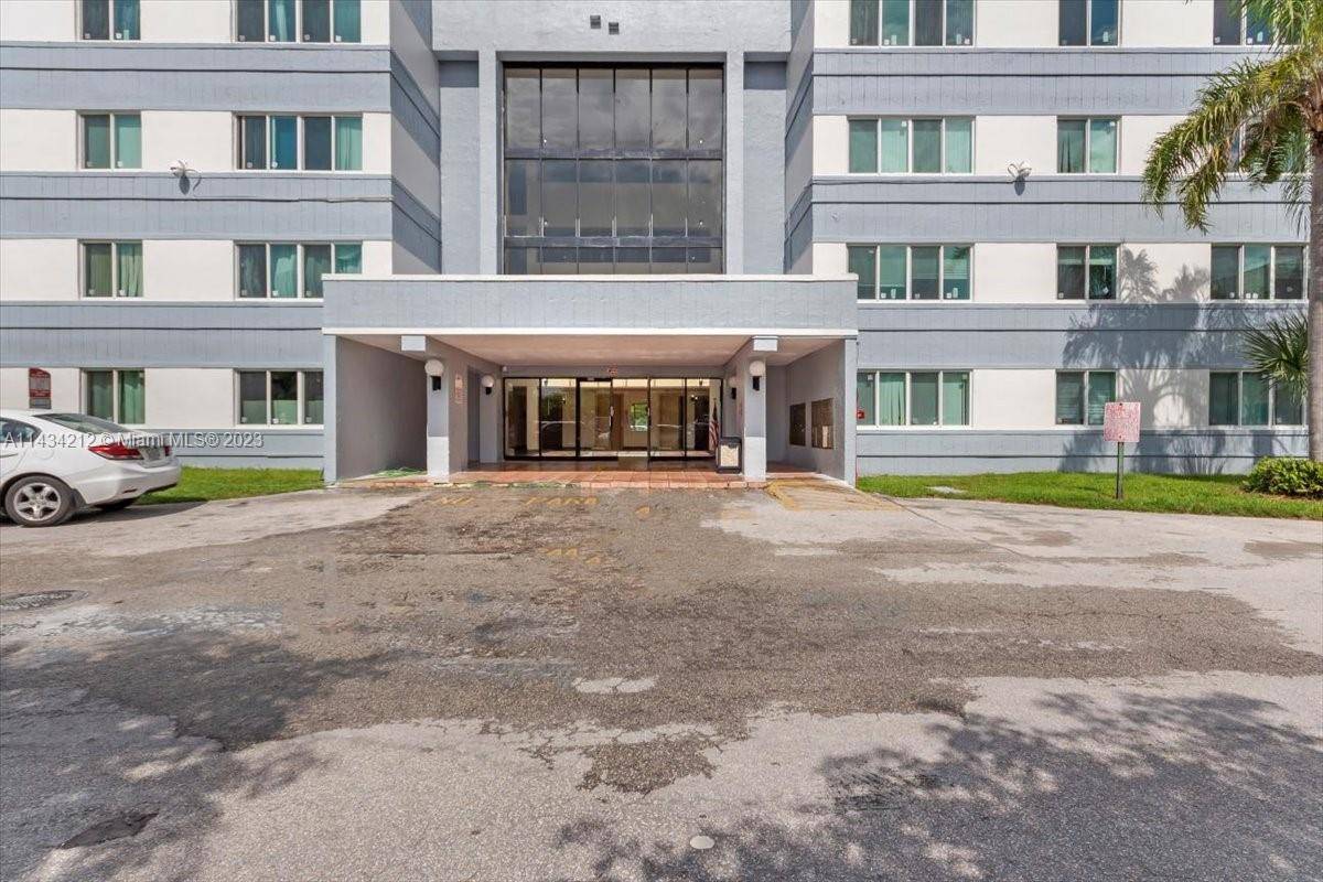 Homestead, FL 33032