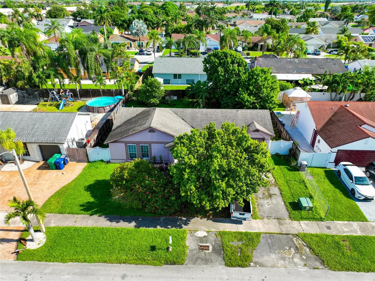 Homestead, FL 33033,13761 SW 284th St