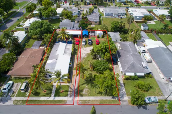 Dania Beach, FL 33004,42 SE 10th Ter