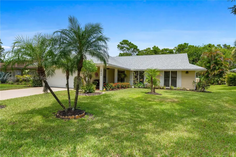 12782 SE Royal Troon Ct, Hobe Sound, FL 33455