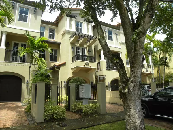 Coral Gables, FL 33134,615 Santander Ave #C