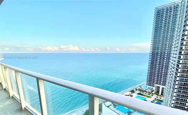 Hollywood, FL 33019,4111 S Ocean Dr #3209